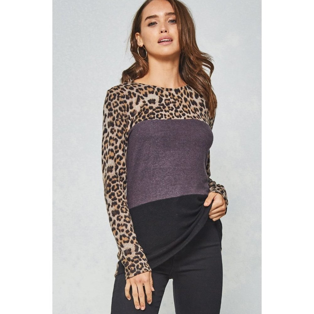 Promesa Color Block Leopard Tunic